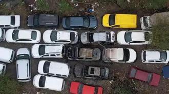 Otoparkta dumanlar yükseldi: 14 araç yandı