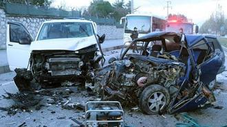 Kedi için kırılan direksiyon 2 can aldı! Burdur’da zincirleme facia