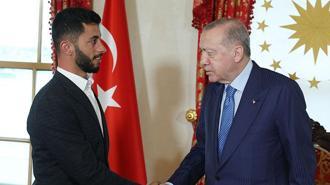 Cumhurbaşkanı Erdoğan, Filistinli yönetmen Basel Adra'yı kabul etti