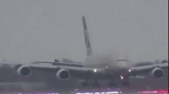 PSG’yi taşıyan uçak şiddetli rüzgar nedeniyle piste yan iniş yaptı