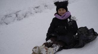 Gümüşhane'de kar tatili eğlenceye dönüştü