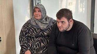 198 kiloydu, 6 ayda 50 kilo verdi! Oğlunun değişimi annesine de ilham oldu