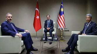 Dışişleri Bakanı Hakan Fidan, Malezya Başbakanı İbrahim ile bir araya geldi