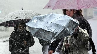 Meteoroloji ve AKOM’dan yeni uyarı! 63 kentte alarm verildi: Fırtına, sağanak ve kar geliyor