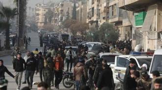 Halep’te sivillerin güvenli geçişi için "iki insani geçidin" yeniden açıldığı duyuruldu