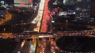 İstanbul'da yüzde 87'ye ulaşan trafik yoğunluğu havadan görüntüledi