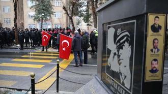 Diyarbakır'da şehit edilen Gaffar Okkan ve 5 polis memuru törenle anıldı