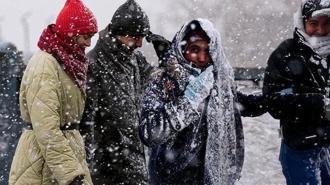 Meteoroloji’den peş peşe uyarı! Tarih verildi: İstanbul’a yeniden kar geliyor