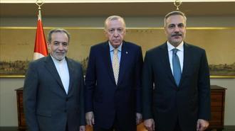 Cumhurbaşkanı Erdoğan, İran Dışişleri Bakanı Erakçi'yi kabul etti