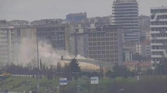 Merter Polisevi’nde yangın! Ekipler müdahale ediyor