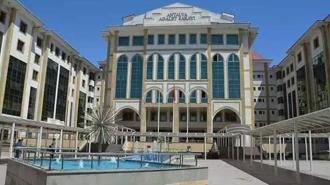 Antalya’da Manisa'ya uzanan hazin hikaye! Çocuğunu hastanede çocuk özlemi çeken adama verdi