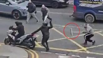 Londra’da Türk kuyumcu dükkanı palalı hırsızlar tarafından soyuldu