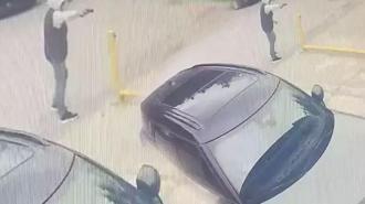 Oto sanayide kurşun yağmuru! 14 ve 17 yaşındaki iki şüpheli 6 el ateş etti: 'Husumetimiz vardı'