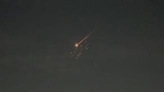 İran'dan İsrail'e fırlatılan füzeler El Halil kenti semalarında görüntülendi