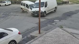 Aşırı sürat ve dikkatsizliğin sonu kötü bitti! Kaza anı...