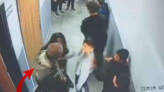 Okul koridorunda veli, kar topu attığını iddia ettiği 8 yaşındaki öğrenciyi darbetti
