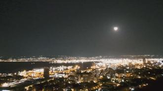 İran'ın İsrail'e attığı misilleme füzeleri Hayfa kenti semalarında görüntülendi