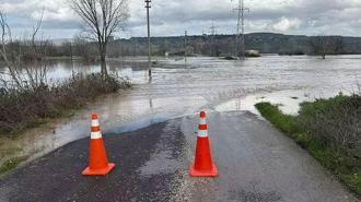 Bir kent kabusu yaşadı! Tarım arazileri sular altında kaldı