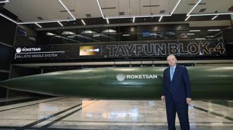 Cumhurbaşkanı Erdoğan'dan Tayfun Blok-4 füzesini imza