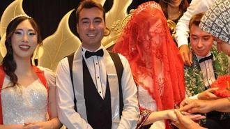 Tatilde tanıştılar, Türkiye’de evlendiler! Koreli geline Türk düğünü