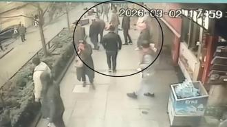 16 yaşındaki ehliyetsiz sürücü yayaya çarptı! Kız arkadaşını bırakıp kaçtı