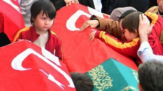 Kahramanmaraş'taki saldırıda acılı anneden yürek yakan teselli: Ablan arkadaşlarıyla cennete gitmiş, oğlum