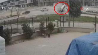 Kavşakta takla attıran kaza ucuz atlatıldı