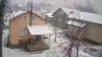 Bahar ortasında kar sürprizi! İstanbul'un yanı başı beyaza büründü