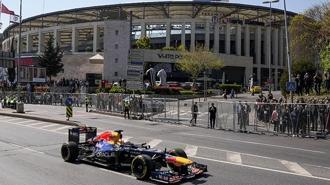 Formula 1 aracı İstanbul sokaklarında! Türkiye Grand Prix’sinde Massa zirvede