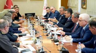 İçişleri Bakanlığı: Maden işçileri işverenle anlaşarak eylemi noktaladıklarını açıklamışlardır