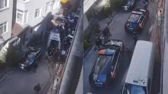 Kağıthane’de gençler polise saldırdı! Açılan ateşte berber ağır yaralandı