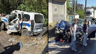 İzmir Bornova'da freni arızalanan TIR 9 araca çarptı
