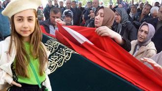 Okul saldırısında hayatını kaybeden kızı için Türk bayrağı istedi! ‘Cennette seninle yine kavuşacağız’