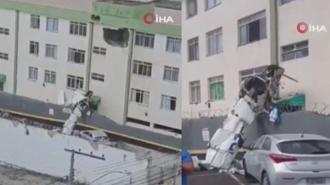 Brezilya'da uçak apartmana çarptı