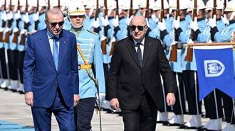 Cumhurbaşkanı Erdoğan Külliye’de Cezayir Cumhurbaşkanı Tebbun’u resmi törenle karşıladı