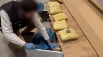 TV ünitesine zulaladı! Kargo aracılığıyla 7 kilo skunk sevkiyatı