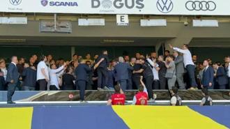 Fenerbahçe kongresinde gerginlik