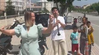 5 yıllık dava bitti! Boşanma kararı çıkınca davul zurna getirdi