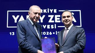 Bakan Kacır, Yapay Zeka Eylem Planı'nı CNN Türk'e anlattı! 'Fayda üretmesini istiyoruz'