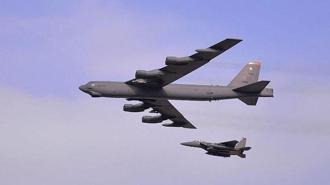 ABD'de B-52 Stratofortress bombardıman uçağı kalkıştan kısa süre sonra düştü