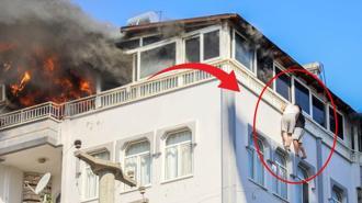 Ölümle burun buruna! Alevlerden kaçmak için pencereden aşağı sarktılar