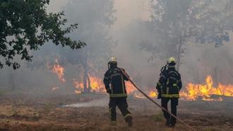 Fransa alevlerle mücadele ediyor! 140 binden fazla kişi tahliye edildi