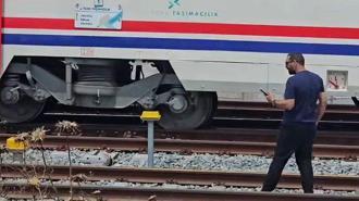Çerkezköy'de yolcu treni raydan çıktı!