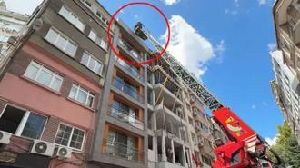 Herkes intihar sandı! Çıplak şekilde çatıya çıktı, itfaiyeye verdiği yanıt pes dedirtti