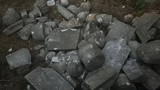 Fatih'teki tarihi hazirede 7 mezar taşı tahrip edildi