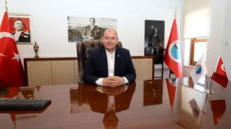 Menderes Belediyesi'ne operasyon: Başkan İlkay Çiçek dahil 21 kişi gözaltında