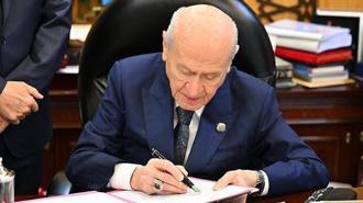 Bahçeli, çerçeve yasa teklifini imzaladı