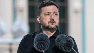 Zelenskiy: Rusya'nın hava sahası fiilen kapanacak