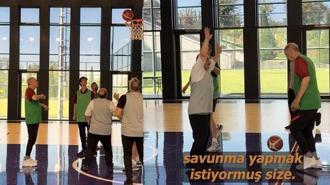 Cumhurbaşkanı Erdoğan’ın basketbol performansı! Varank: Evet, yine kazandı