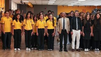 Demirören Medya Lisesi’nde ilk ders zili çaldı! Türkiye'nin ilk lise yapay zeka bölümü